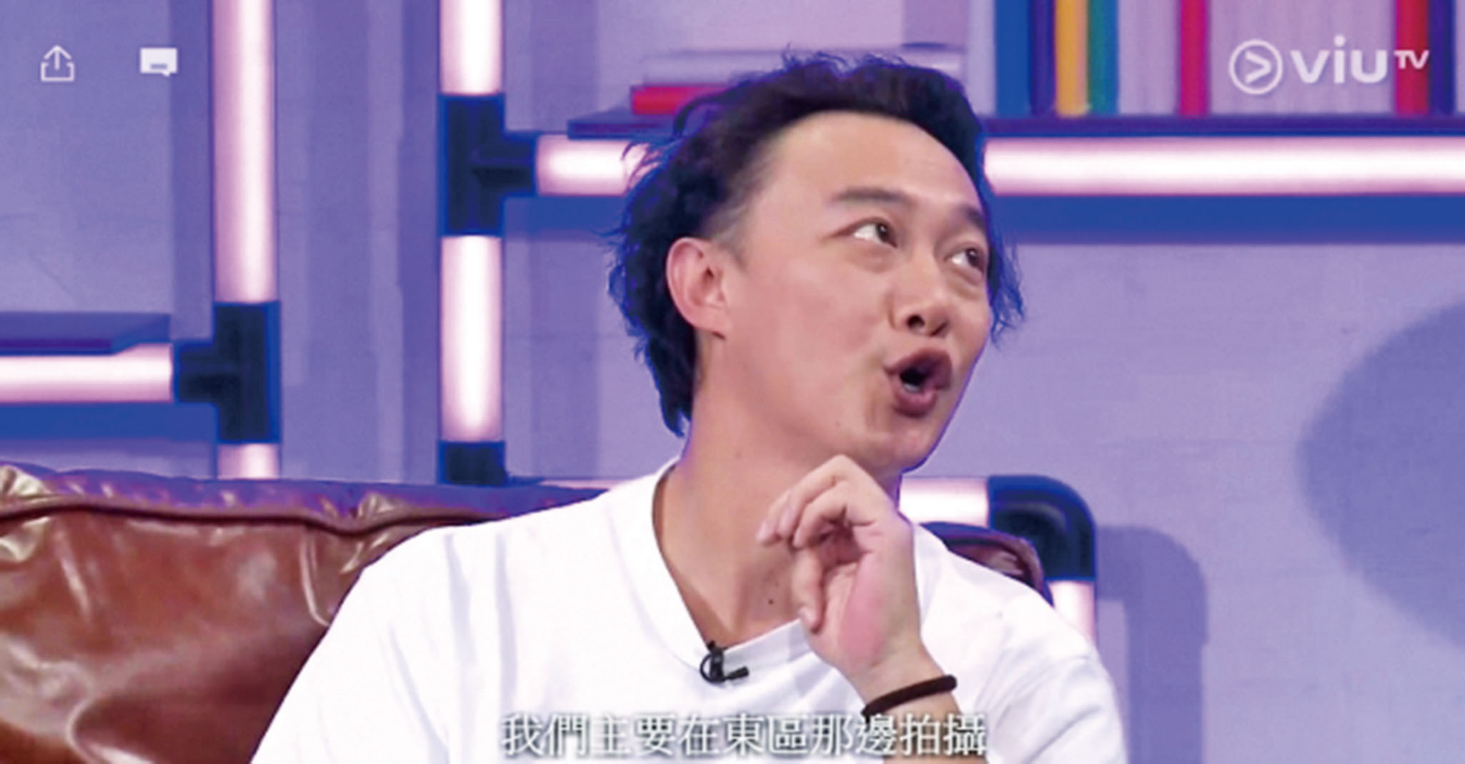 内地歌唱比赛节目《中国新歌声2》(前身为《中国好声音》),邀请陈奕迅