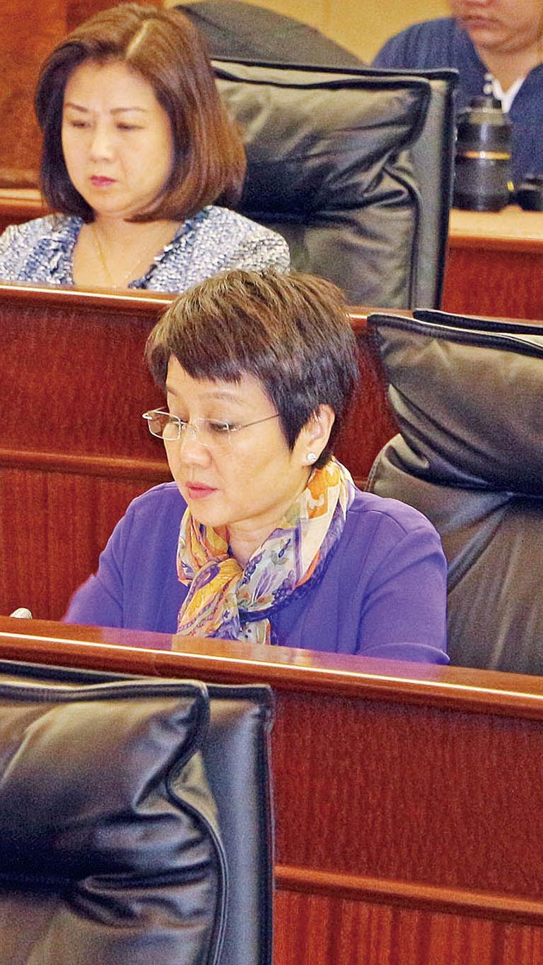 梁安琪吁「禁足令」立法应慎