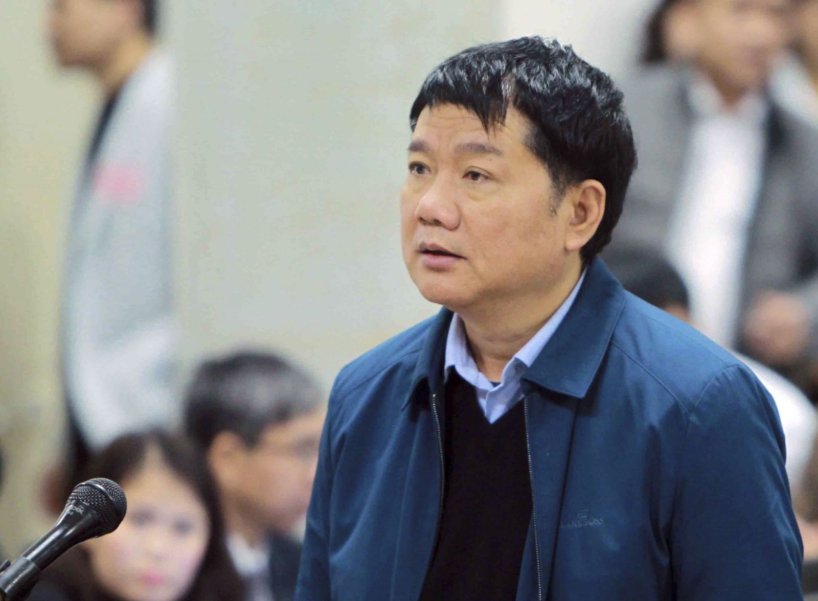 即时新闻 越共前高层丁罗升涉贪判囚13年 22/01