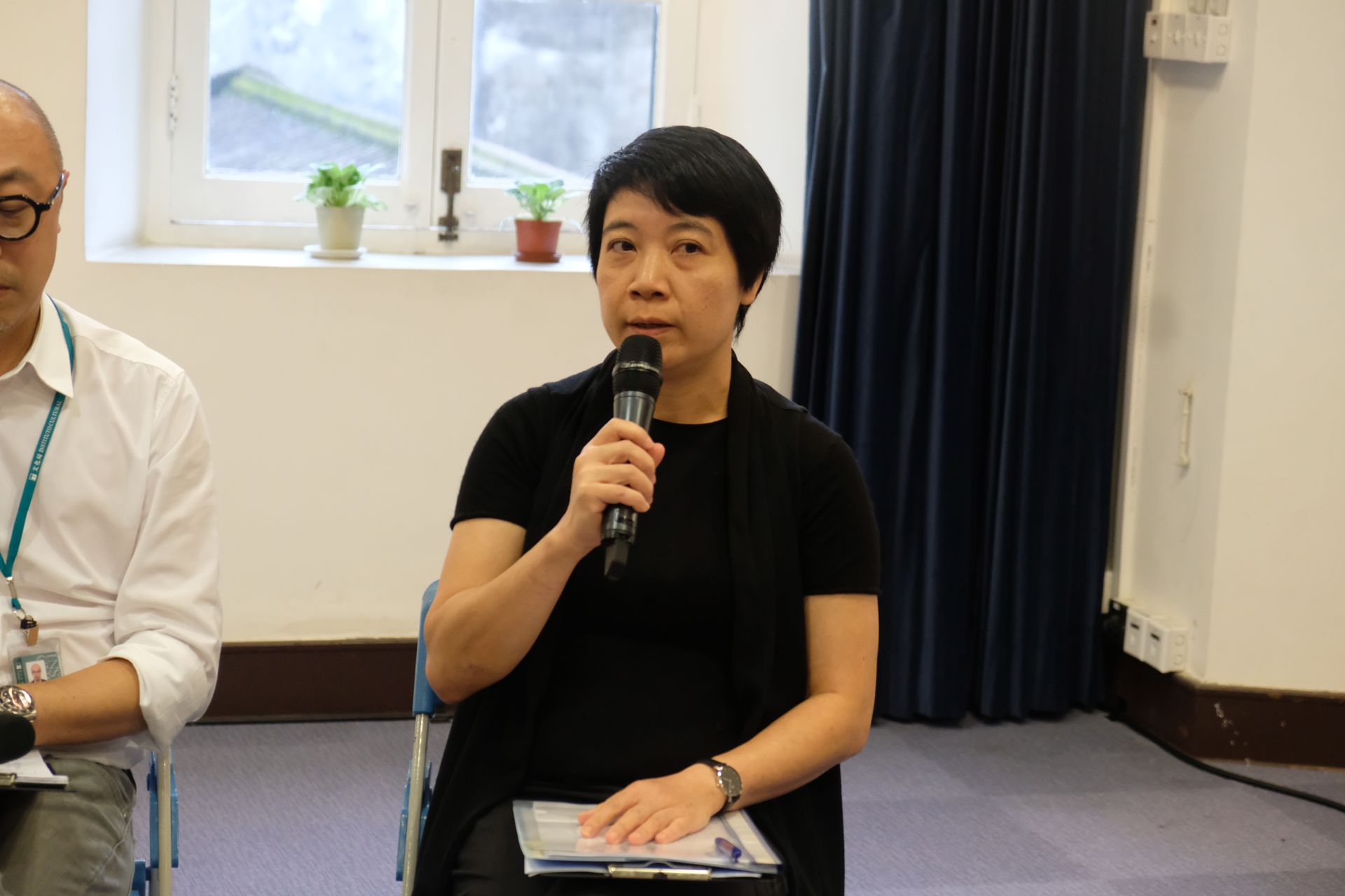 文化局强调 6744 被问到文化局何时知悉六国饭店立面部分消失,梁惠敏