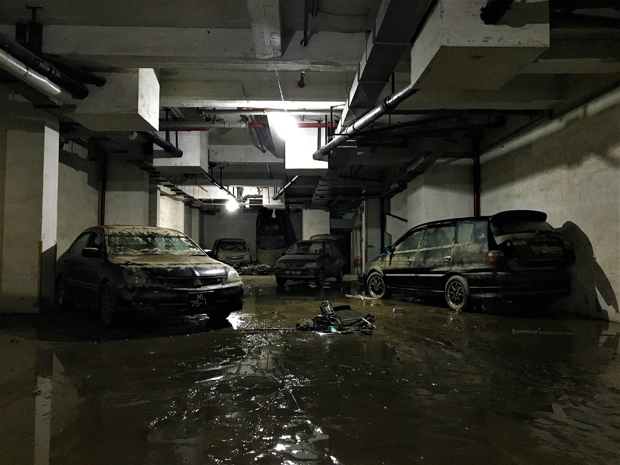 车主 政府 物管 三方博弈