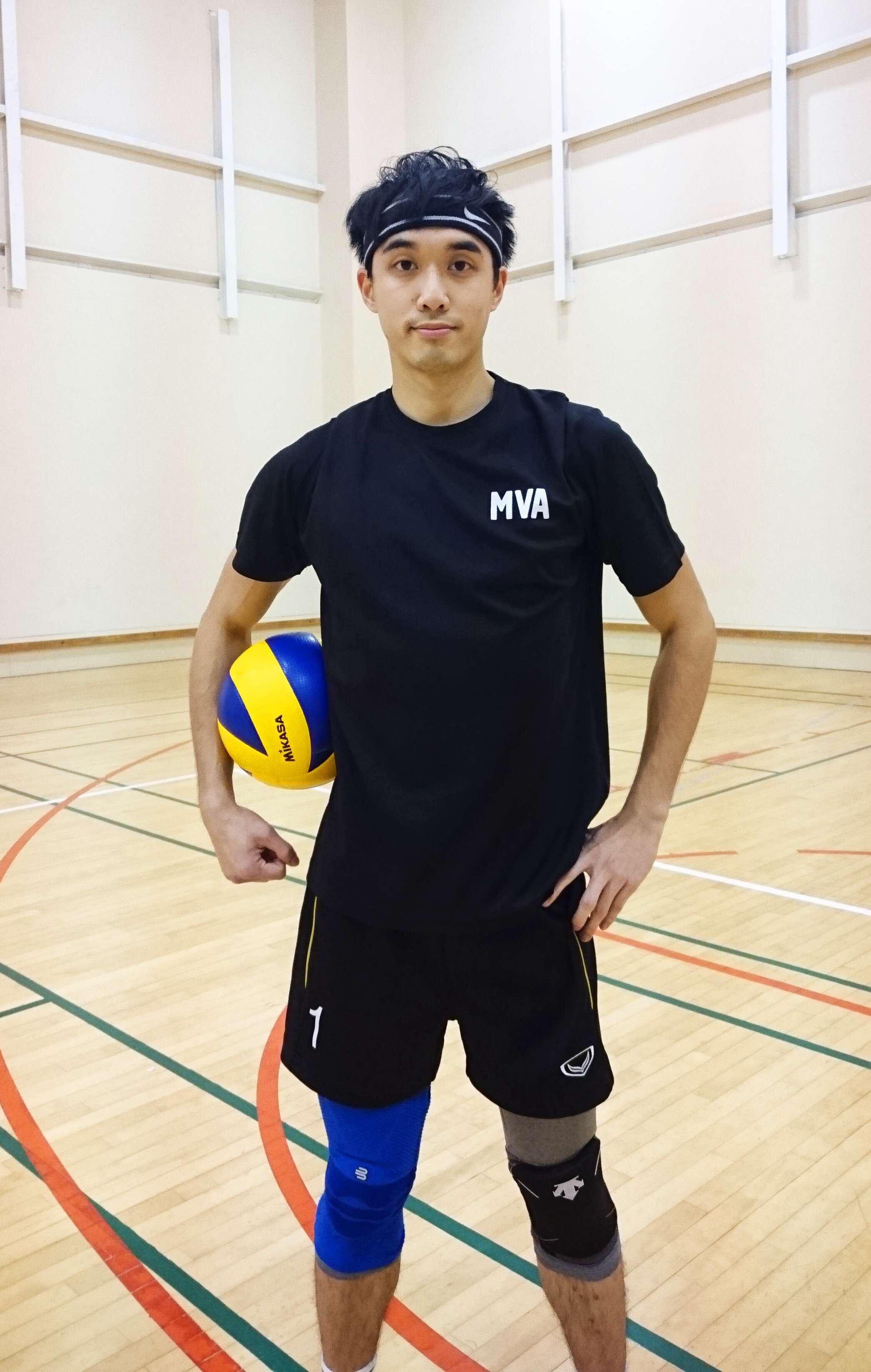 福建漳州体育训练基地同步举行,15支参赛队伍抽签分组对赛,澳门男排被