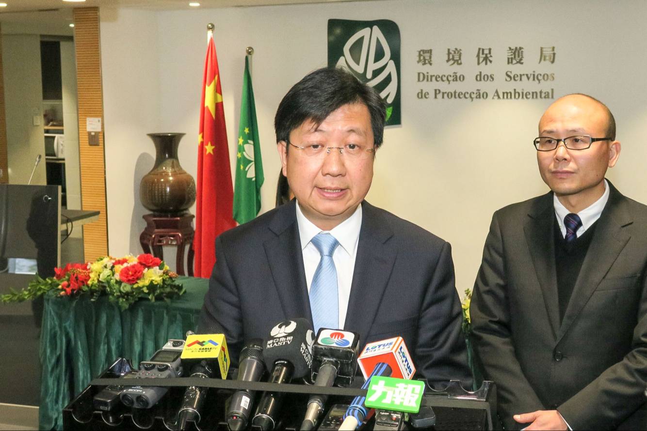 环保局局长谭伟文 兼任气象局局长一年-澳门葡京赌场官网