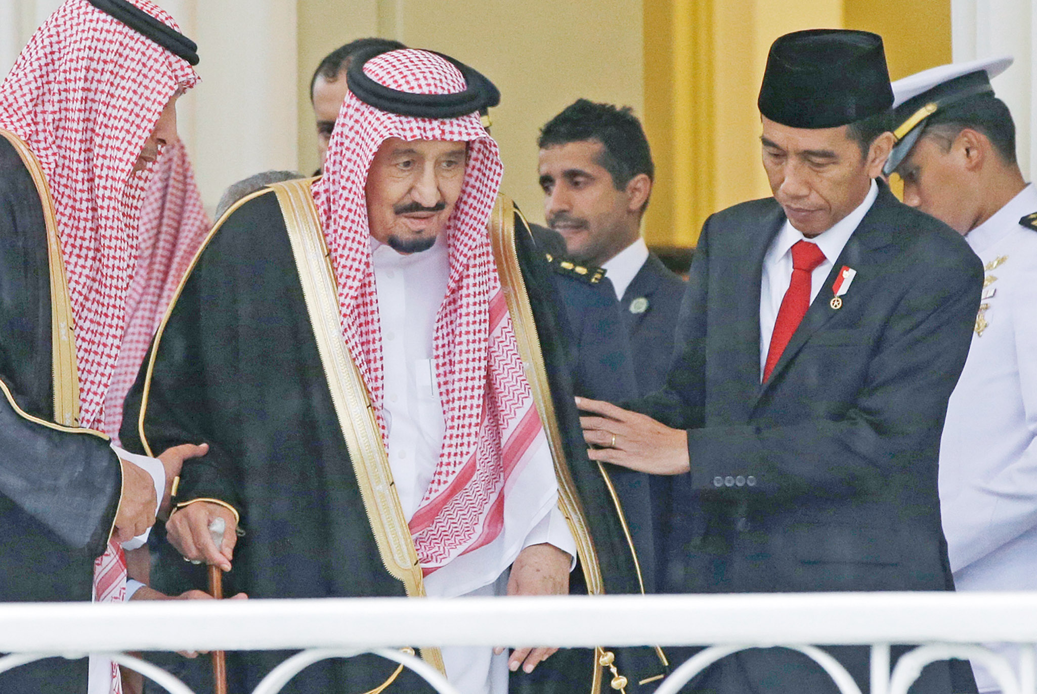 沙特国王大阵仗访印尼 行李500吨随行1,500人-澳门葡京赌场官网