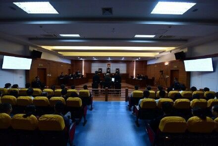 珠海市委原书记李嘉今日受审 被控受贿逾2,000万-澳门葡京赌场官网