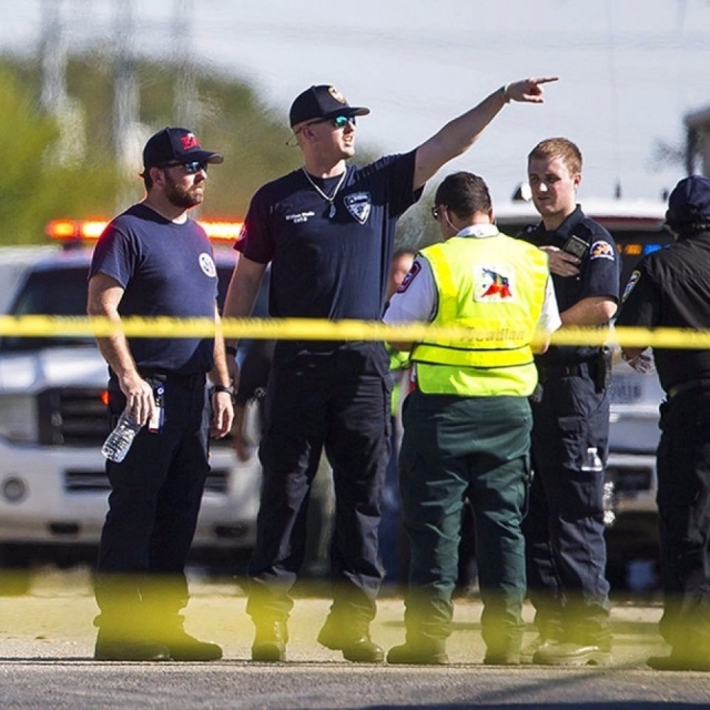 美国德州教堂枪击案 27死